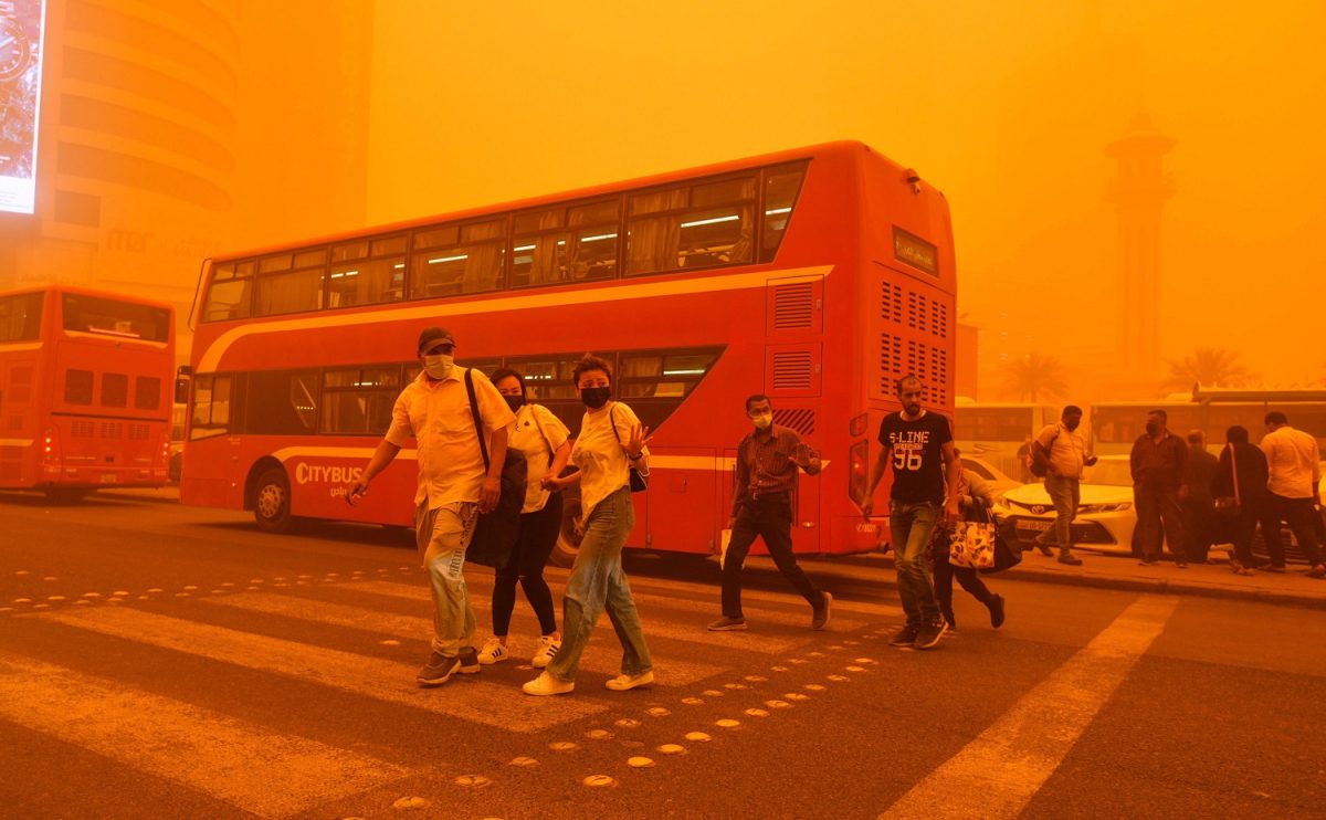 tempesta di sabbia kuwait