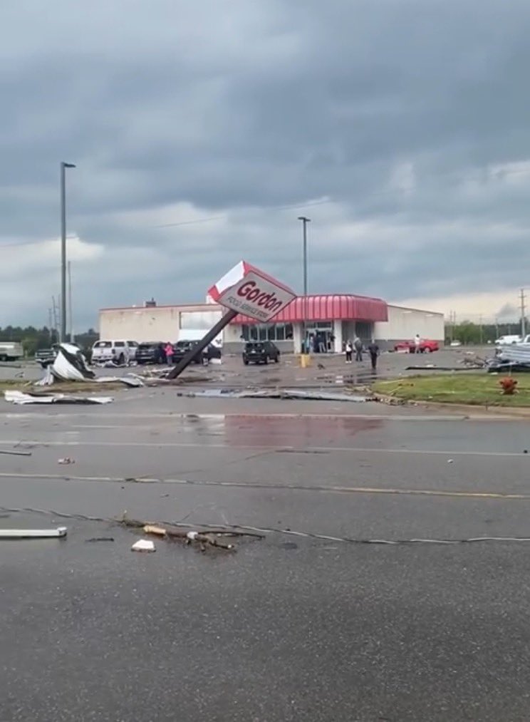 tornado michigan