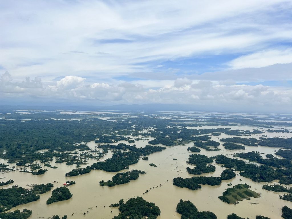 alluvione india assam