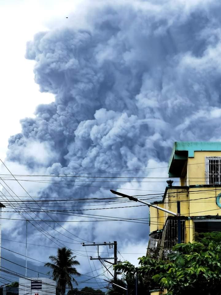 eruzione vulcano bulusan filippine