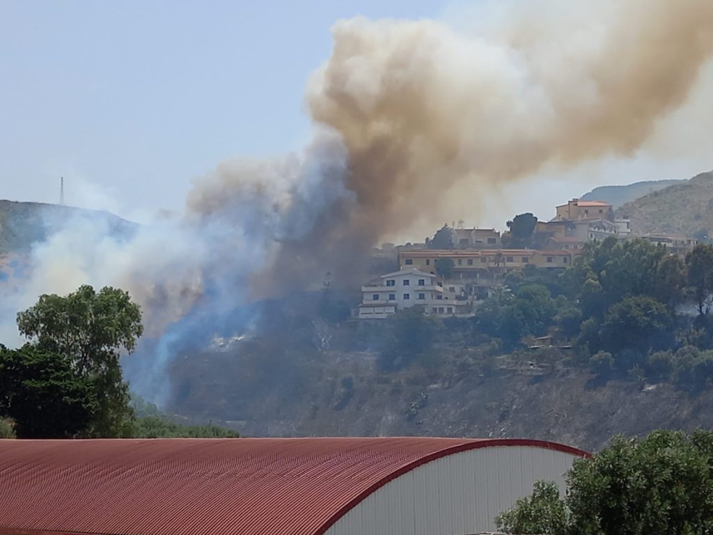 incendio reggio calabria