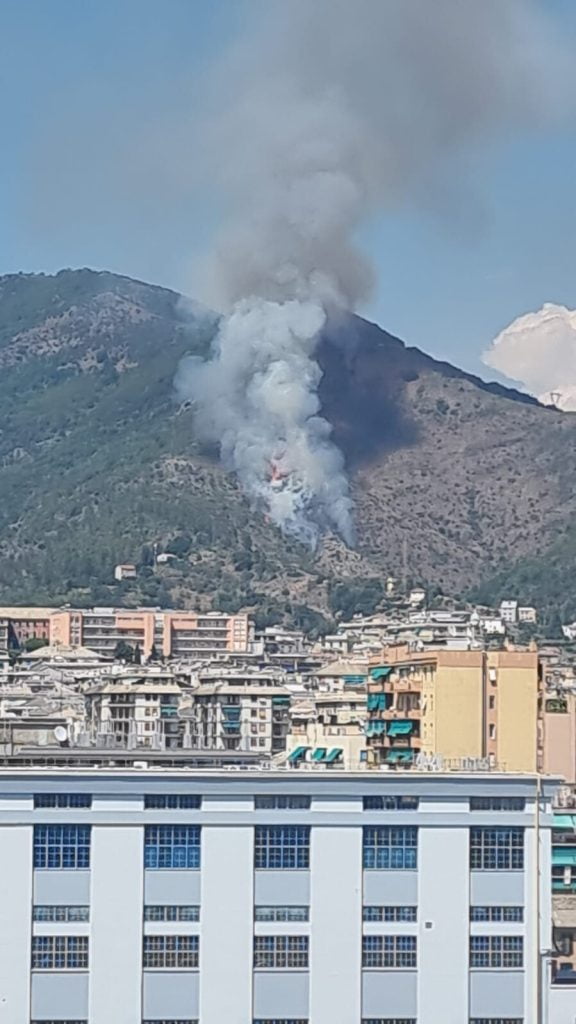 incendio genova