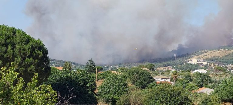 incendio piazza armerina sicilia