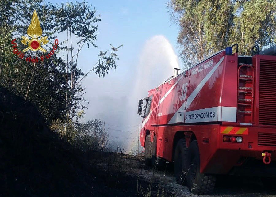 incendio roma centocelle