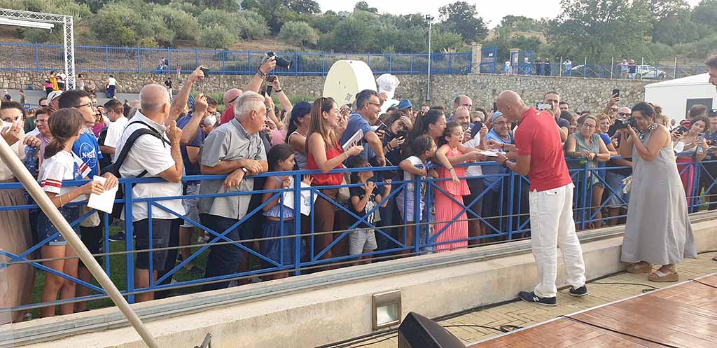 Luca Parmitano incontra il pubblico