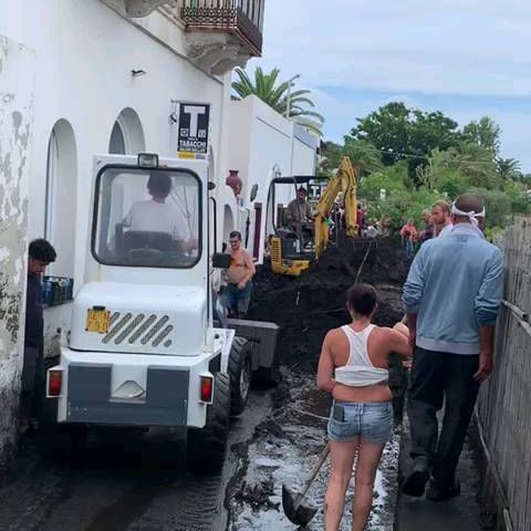 alluvione stromboli 12 agosto 2022