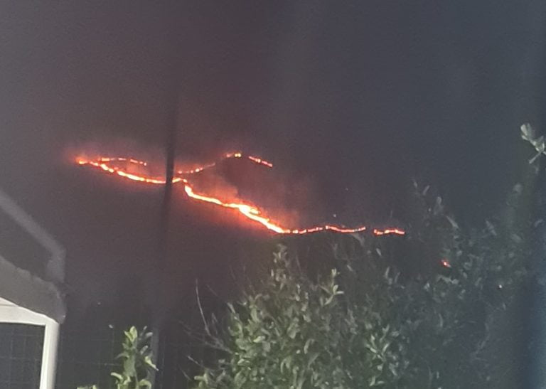 incendio carini sicilia