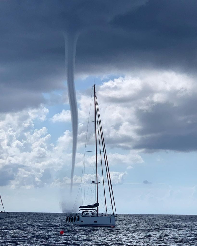 tornado basso tirreno 23 agosto 2022