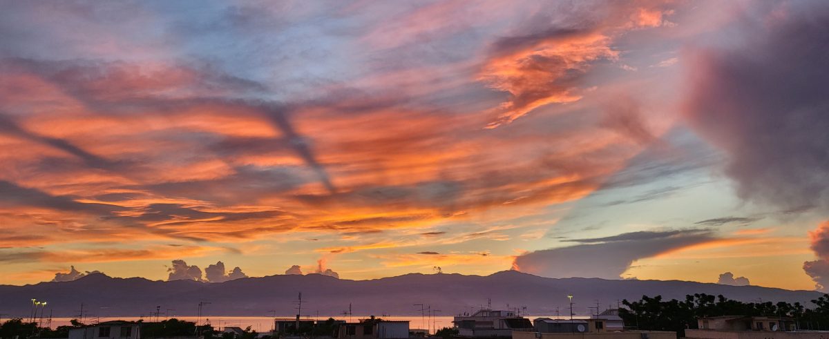 tramonto stretto di messina