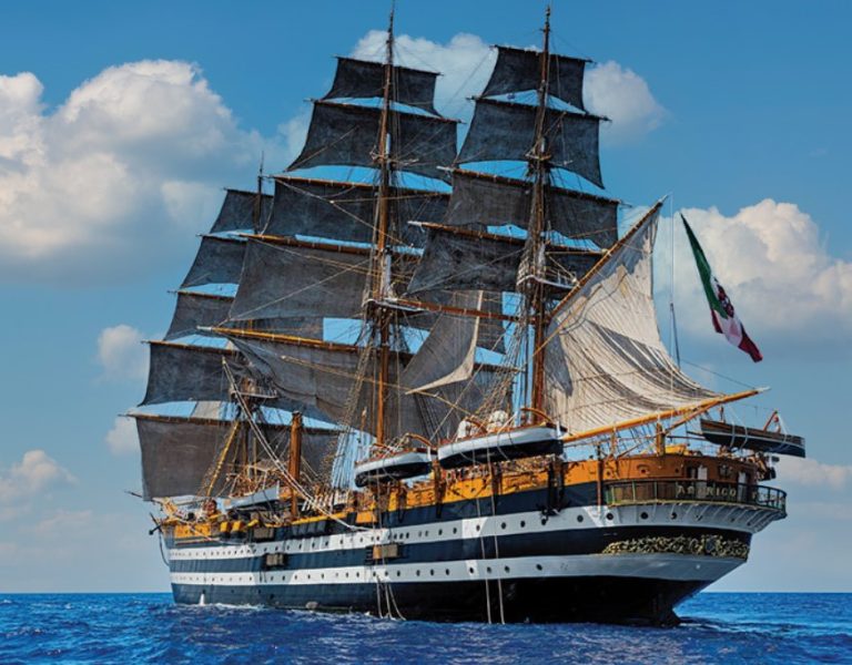 nave scuola amerigo vespucci