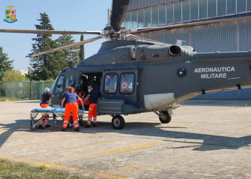 elicottero aeronautica militare nave crociera