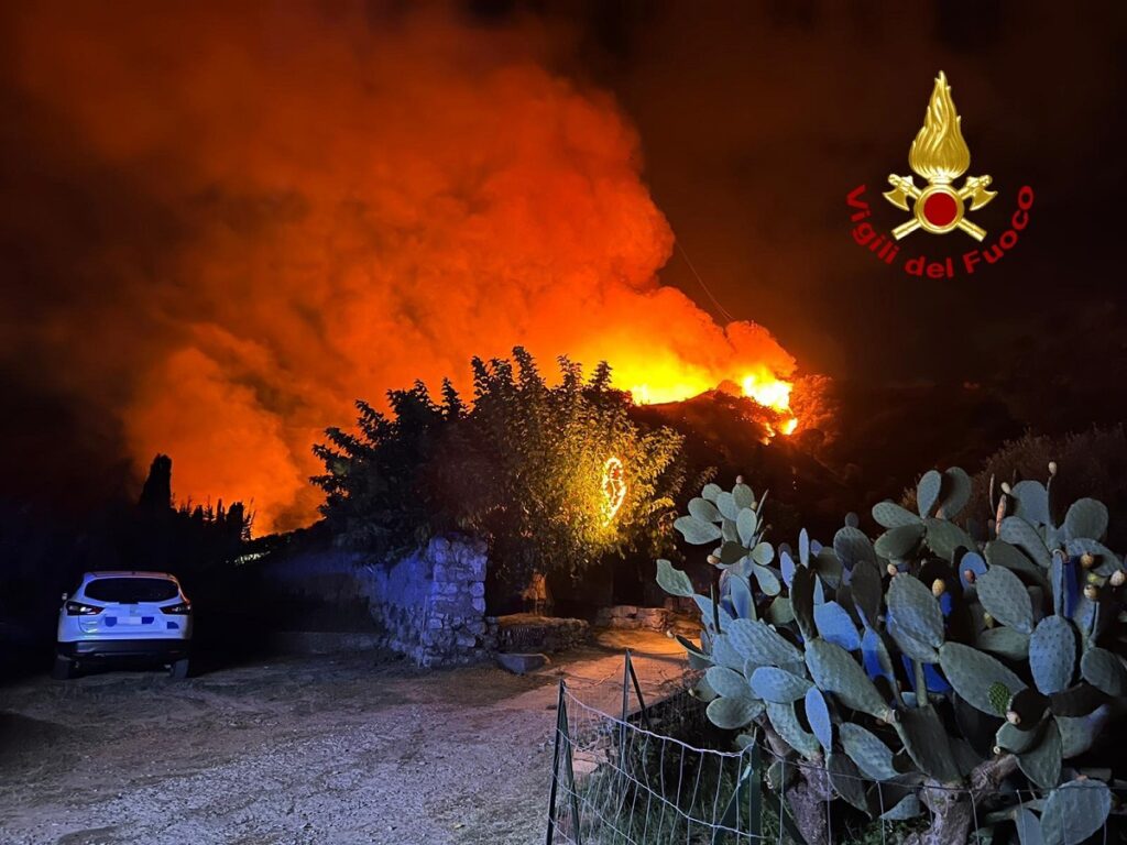 incendio rometta marea sant'andrea