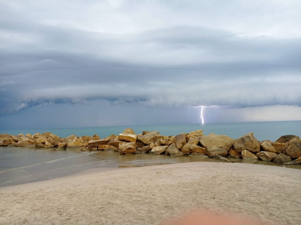 maltempo marina di pisa