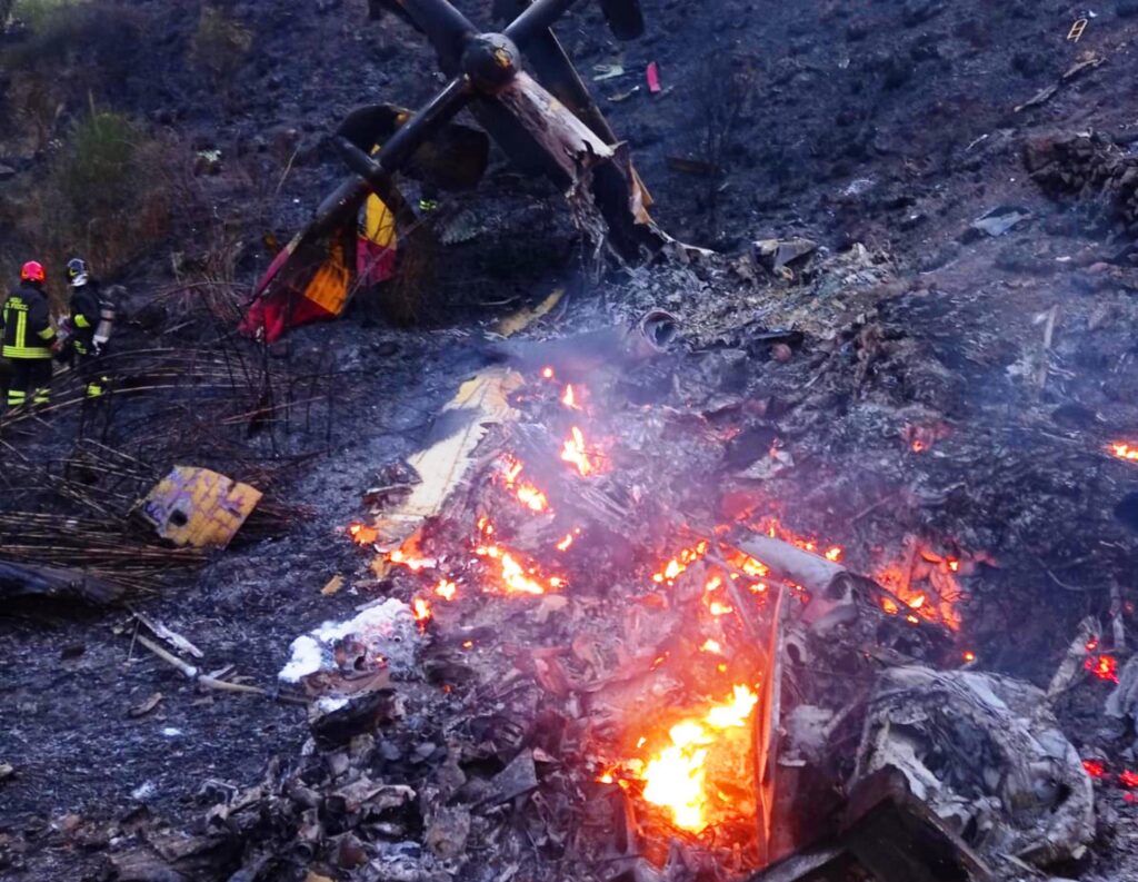 canadair etna schianto