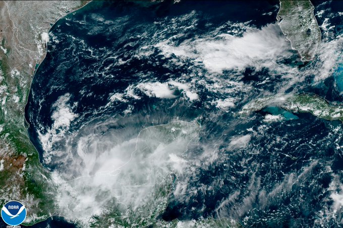 tempesta tropicale karl messico