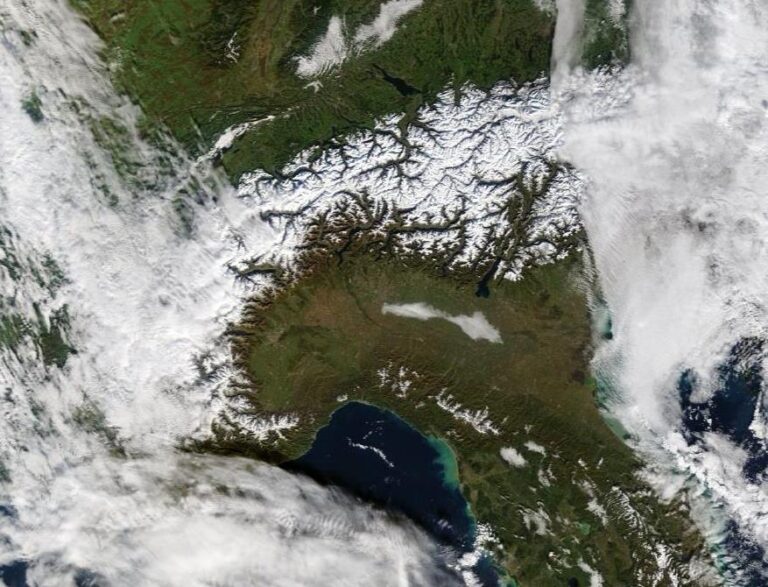 italia satellite neve alpi appennini 23 novembre 2022