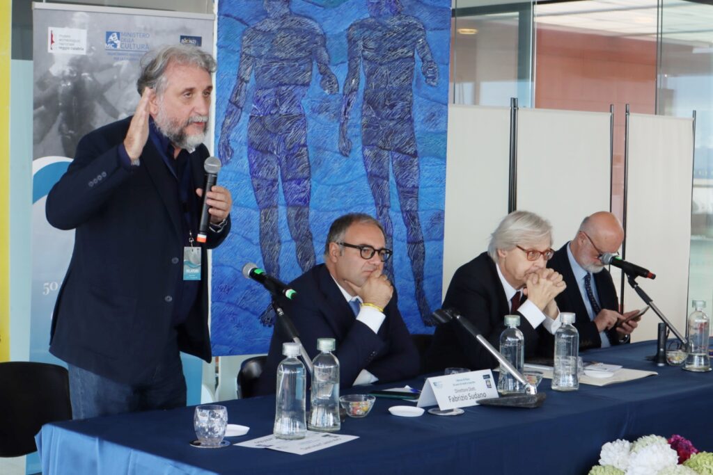 Convegno vittorio sgarbi