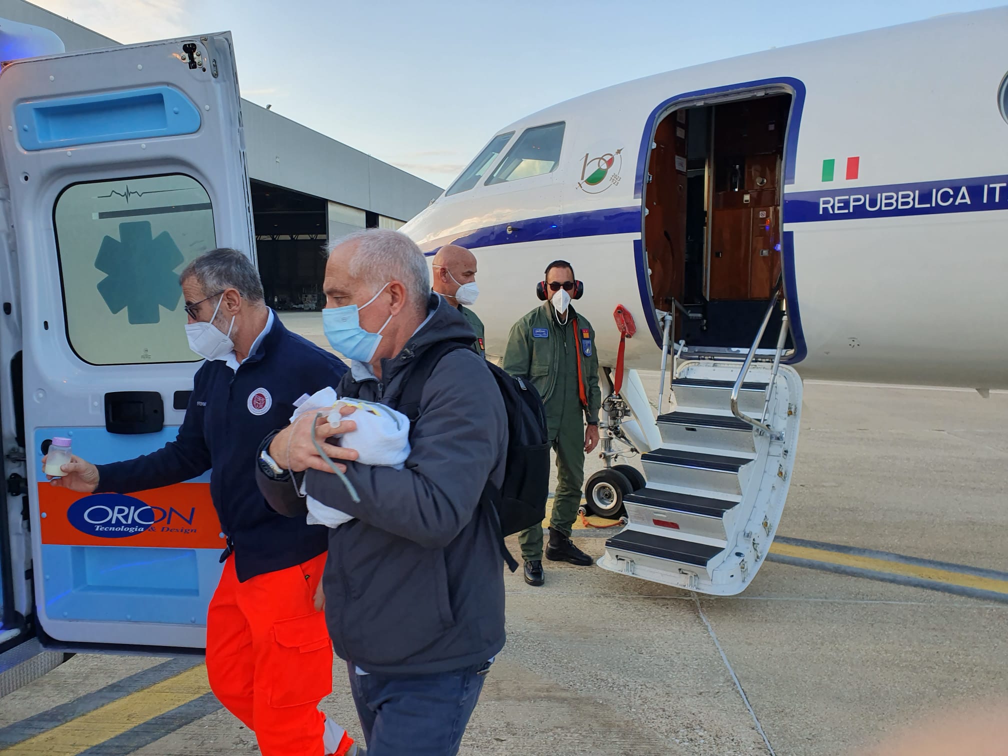 Bimba In Pericolo Di Vita, Trasportata D'urgenza Con Un Volo Dell ...