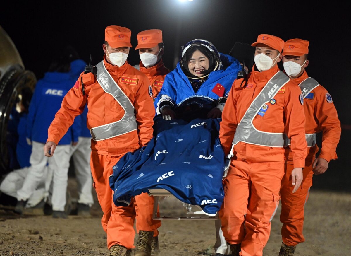 astronauti cinesi Shenzhou-14