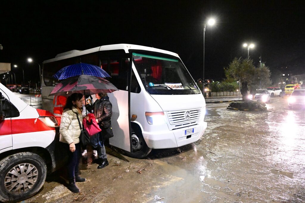 evacuazione casamicciola ischia