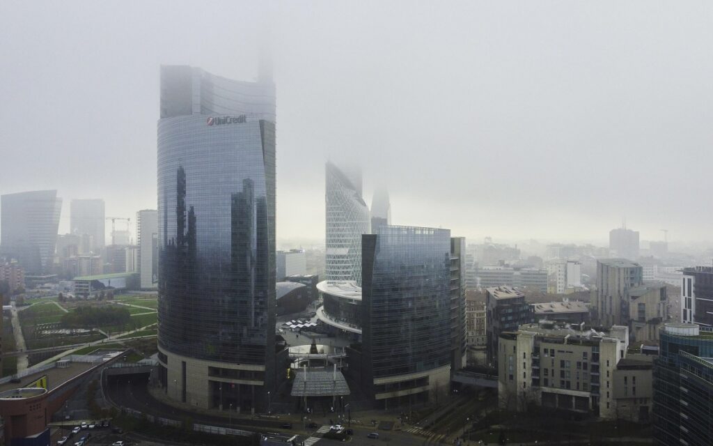 nebbia milano