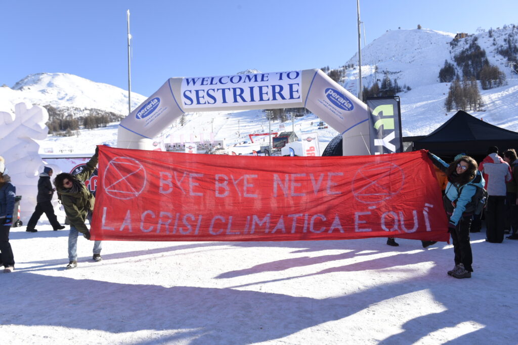 protesta clima extinction rebellion sestriere