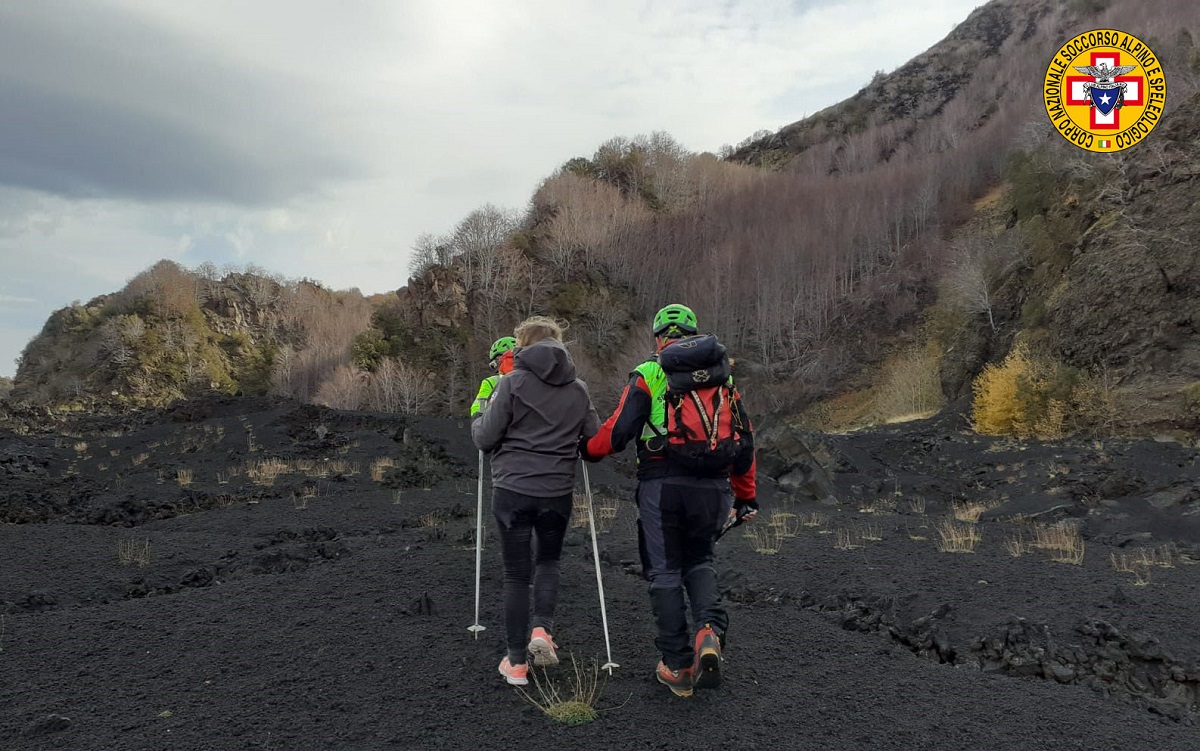 ritrovata donna dispersa etna