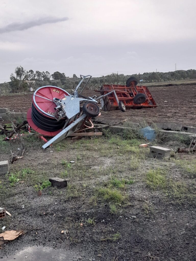 tornado Isola Capo Rizzuto 4 dicembre 2022