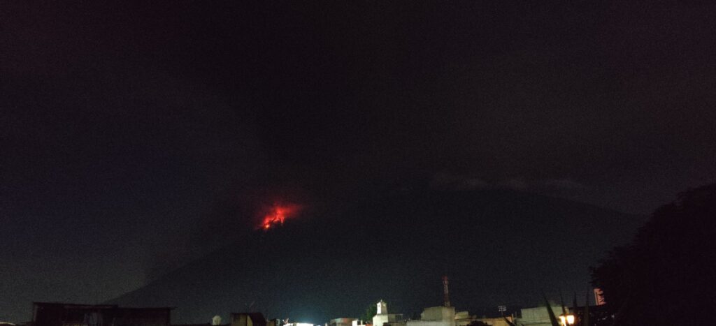 volcan de fuego guatemala