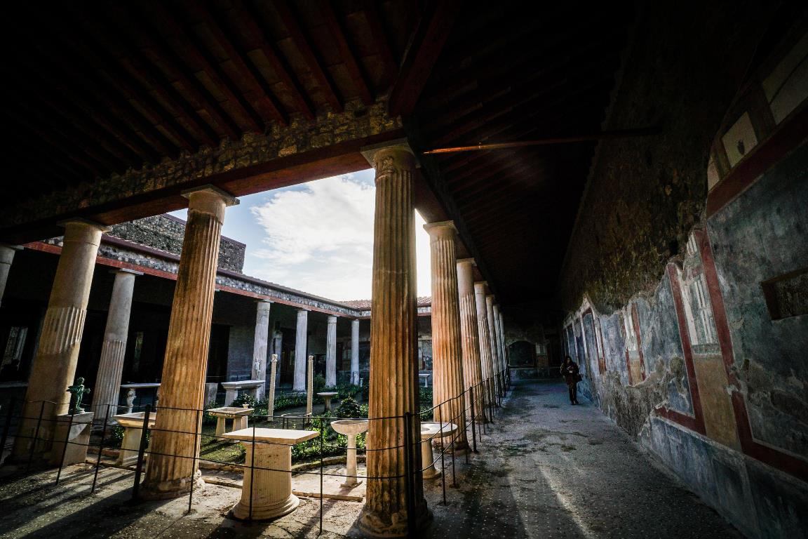 riaperta casa vettii pompei