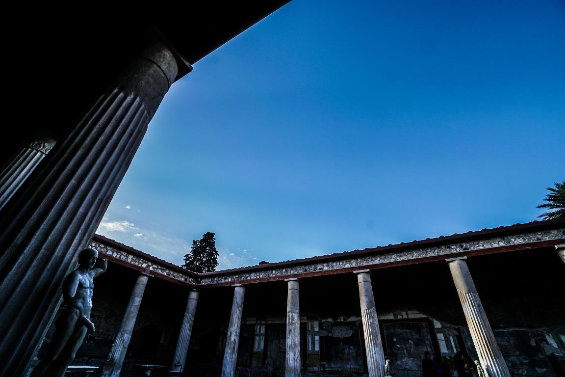 riaperta casa vettii pompei