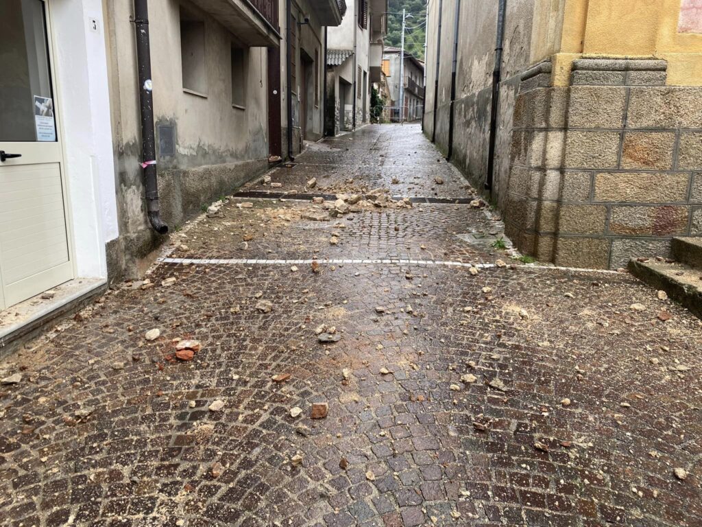 fulmine chiesa dasà vibo valentia calabria (2)