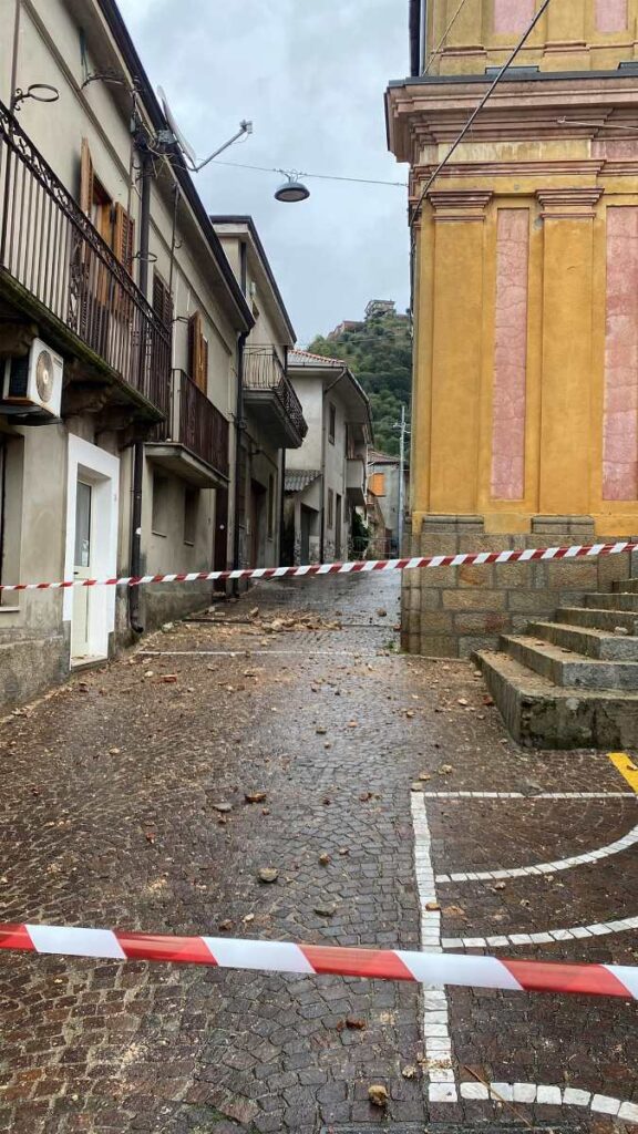 fulmine chiesa dasà vibo valentia calabria