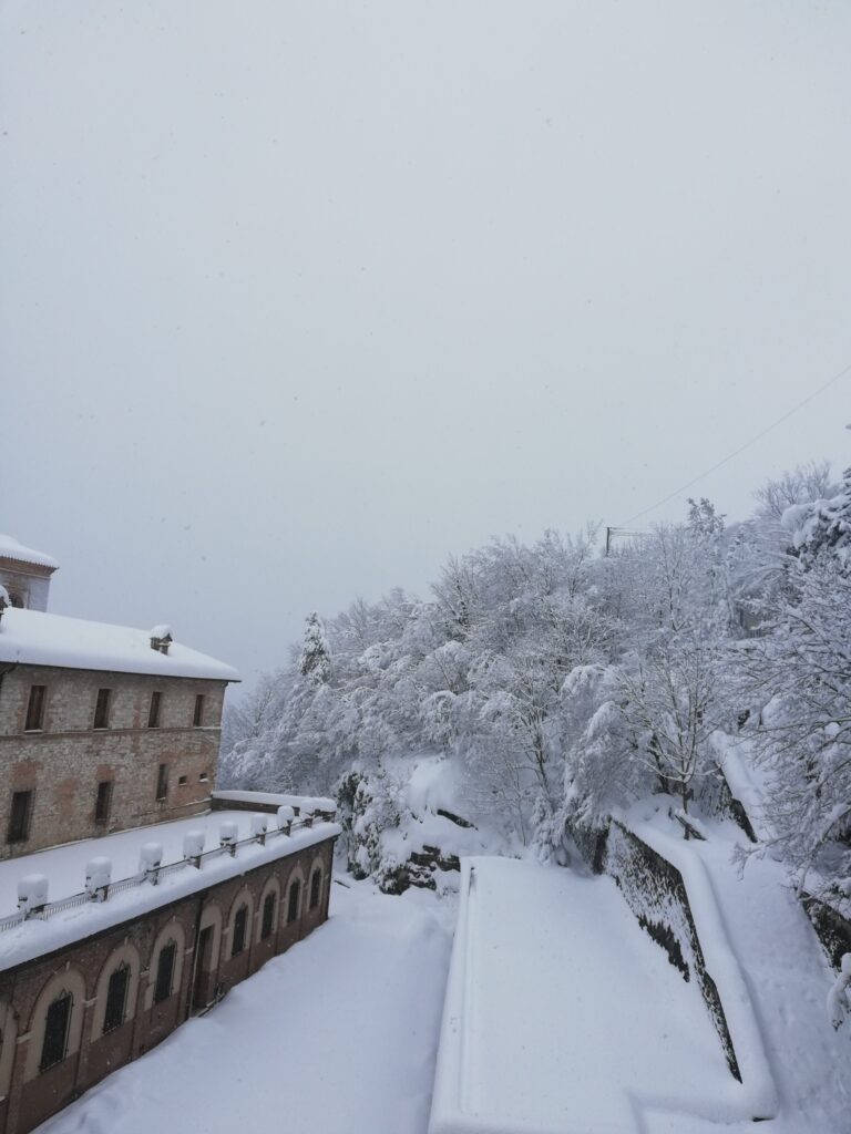 neve monastero san silvestro marche