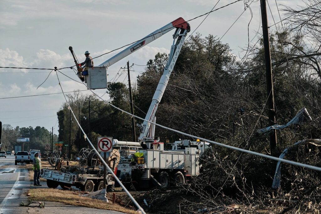 tornado alabama