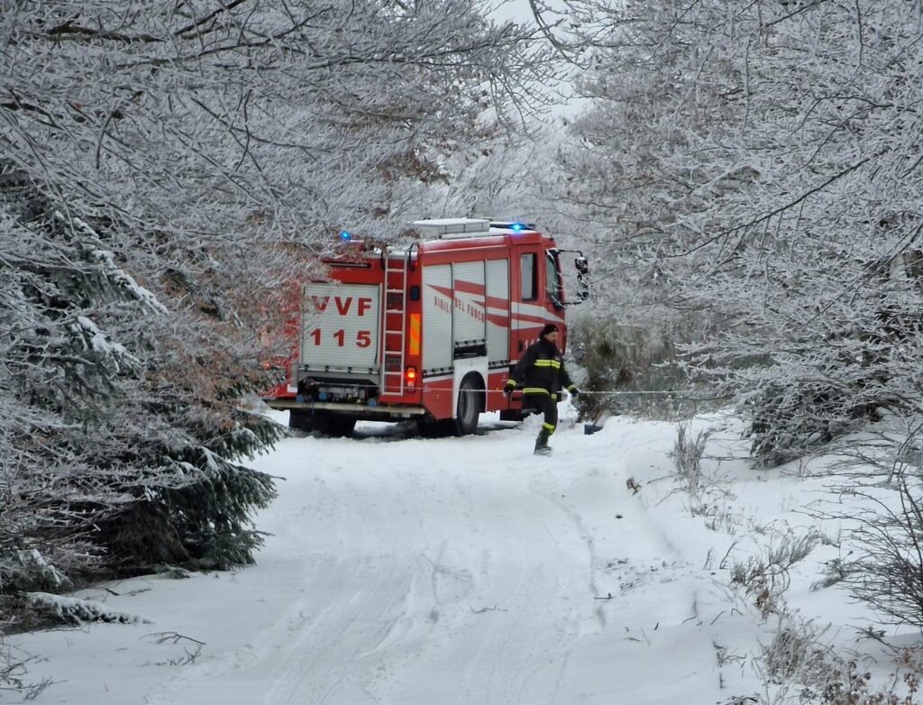 vigili del fuoco neve maltempo