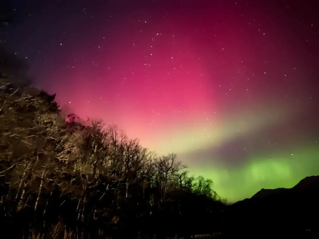 Incredibile aurora boreale vista anche dall'Italia