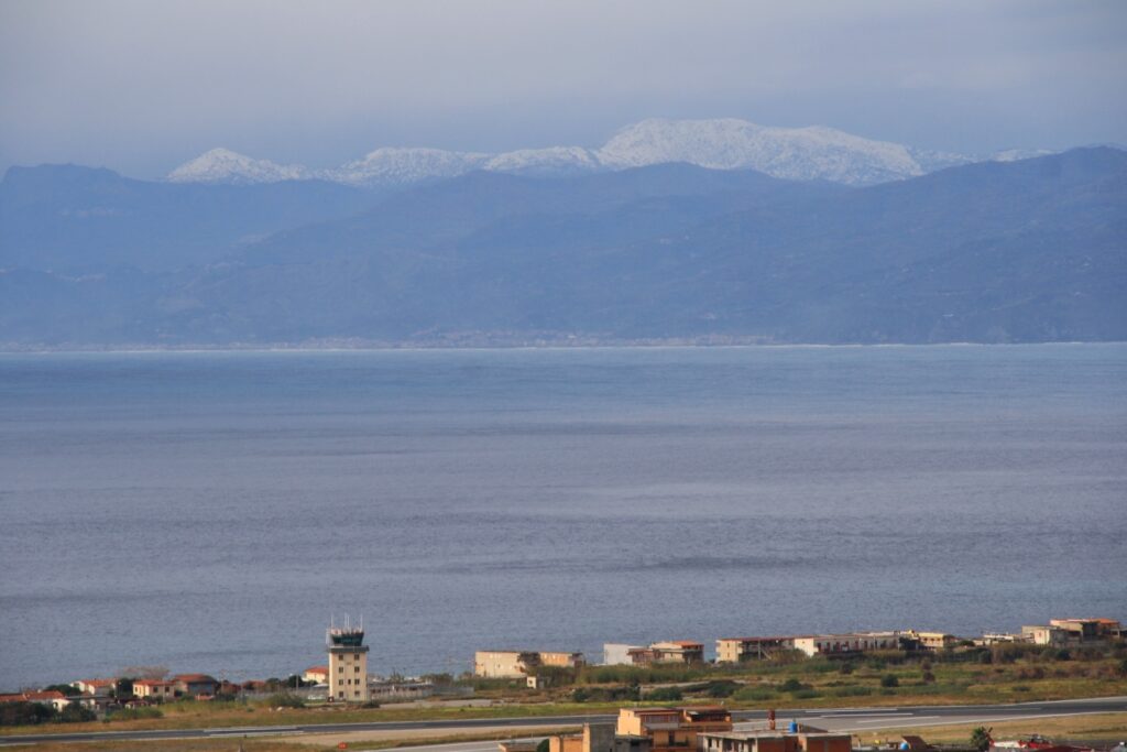 ciclone di malta neve sicilia da reggio calabria