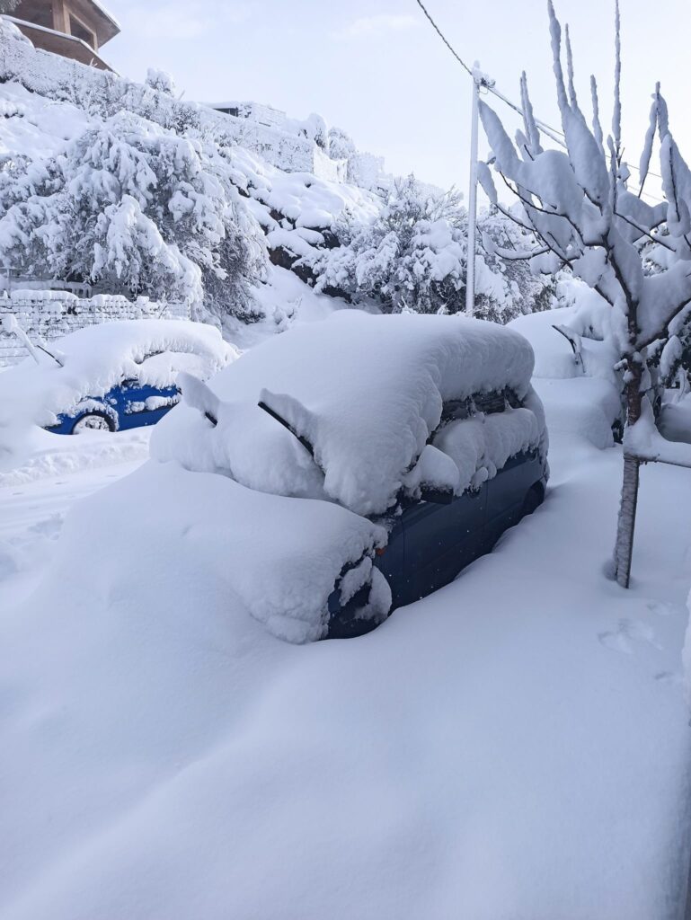 grecia neve attica