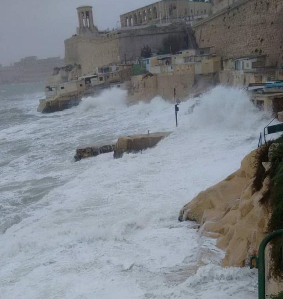 maltempo ciclone malta