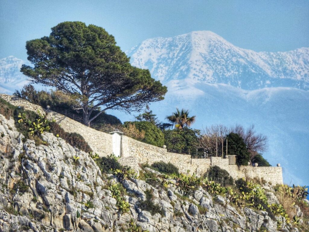 neve albania