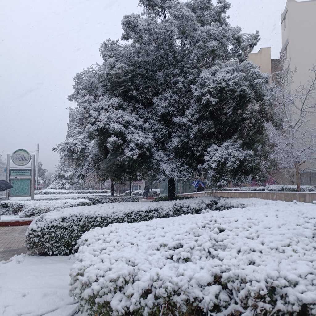 neve atene acropoli grecia