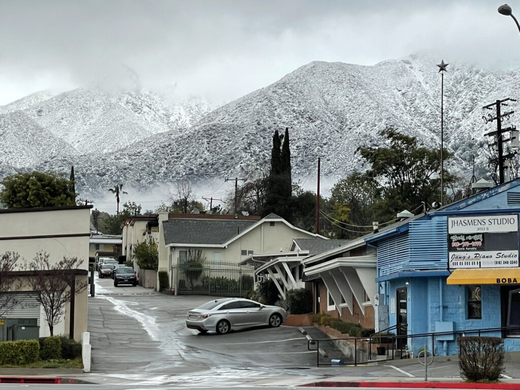 neve los angeles