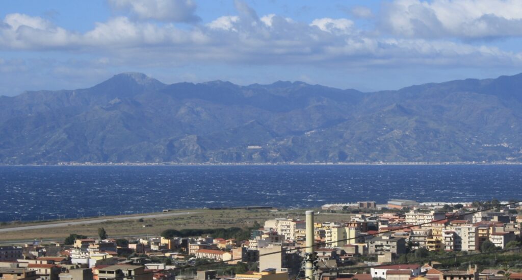 reggio calabria stretto di messina tramontana freddo