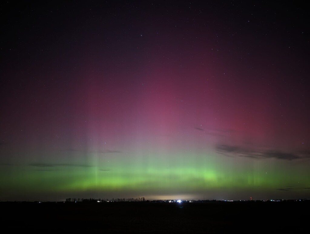 Intensa tempesta geomagentica causa spettacolare aurora boreale visibile  anche in Italia - METEO GIORNALE