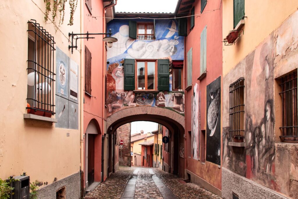 Dozza - ponte del 25 aprile