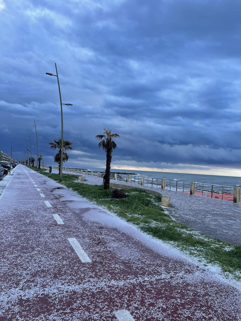 grandine roma ostia oggi 8 aprile