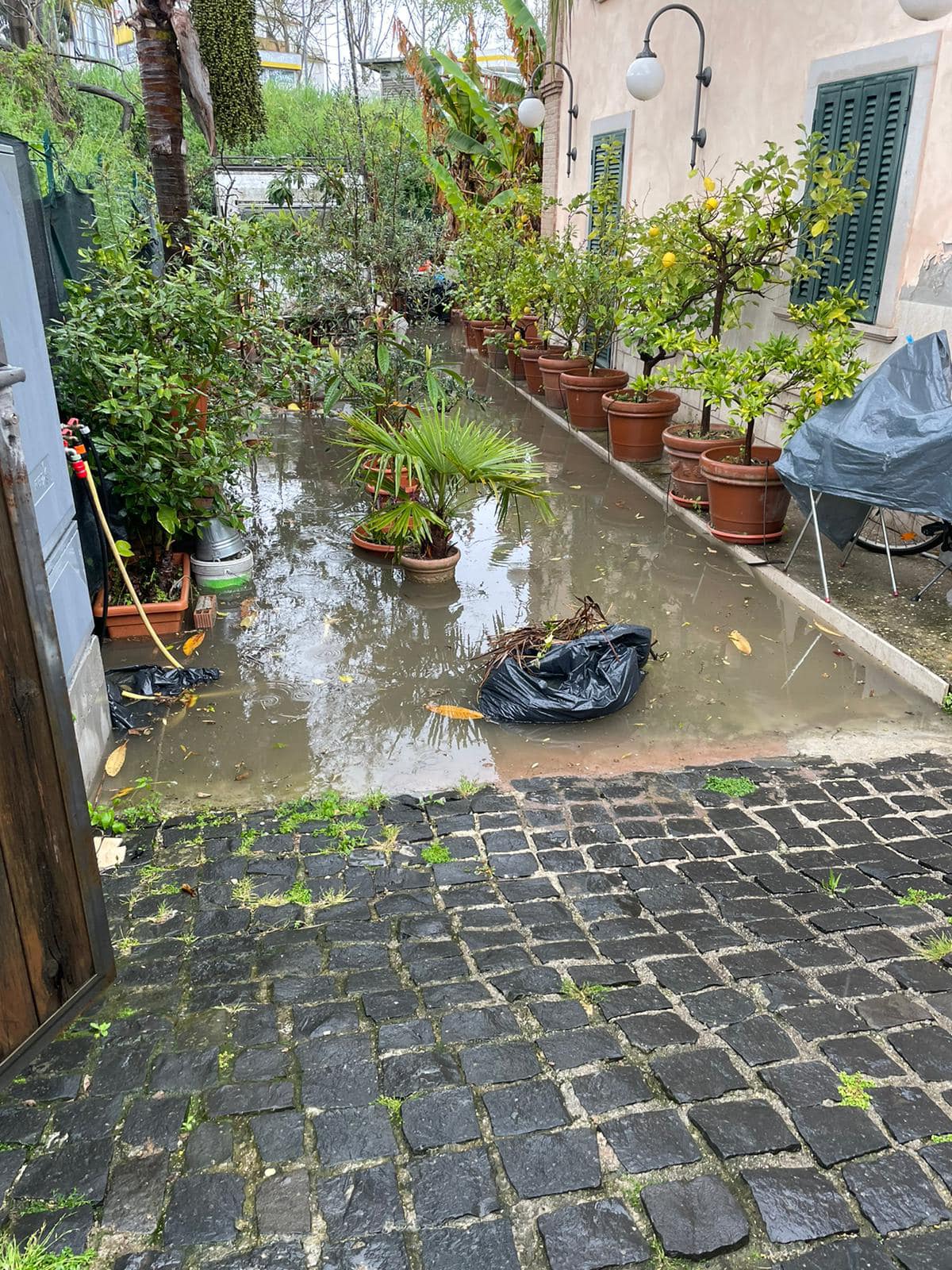 maltempo allagamenti roma