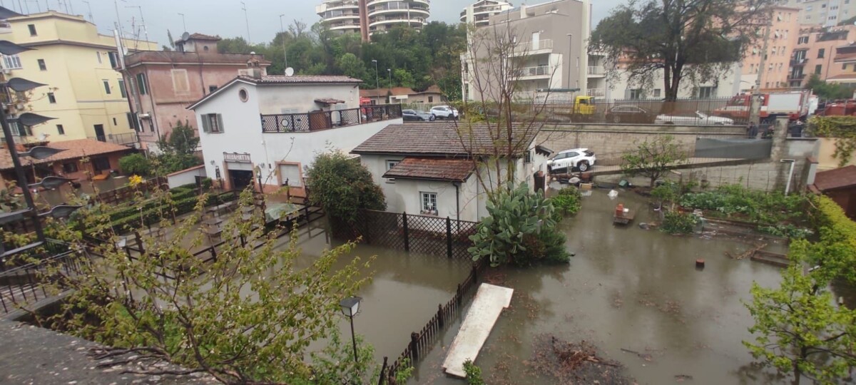 maltempo allagamenti roma