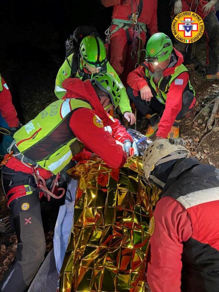 speleologa bloccata soccorso alpino